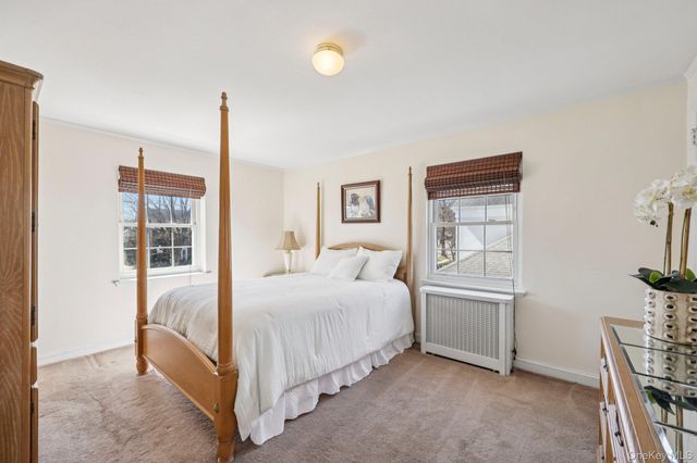 87 Kingsbury Road, Garden City, NY 11530