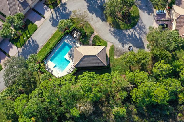 7003 Willow Pine Way, Port St Lucie, FL 34986