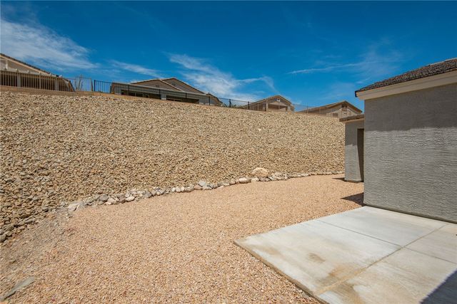 2635 Bear Moutain Loop, Bullhead City, AZ 86442