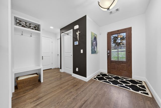 6716 Old Highway 431, Springfield, TN 37172