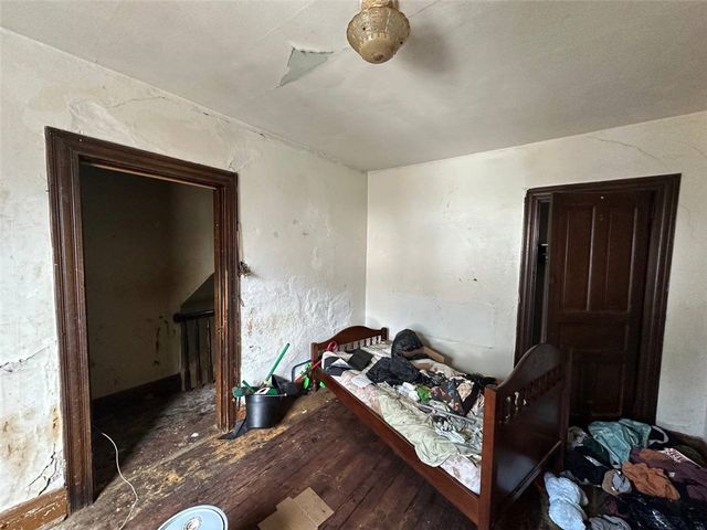 234 Renova St, Hazelwood, PA 15207