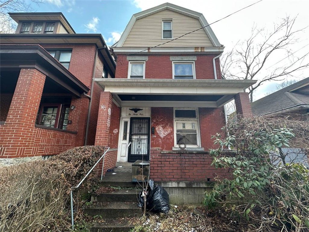 234 Renova St, Hazelwood, PA 15207