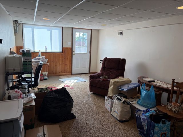 9661 Don Dr, North Huntingdon, PA 15642