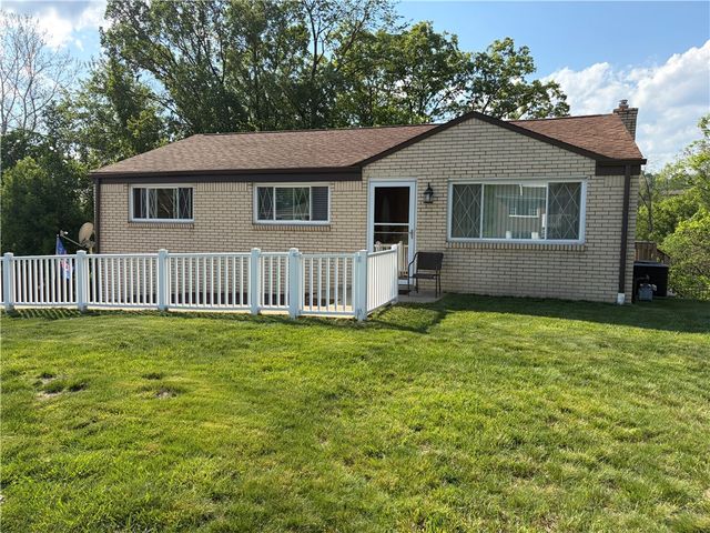 9661 Don Dr, North Huntingdon, PA 15642
