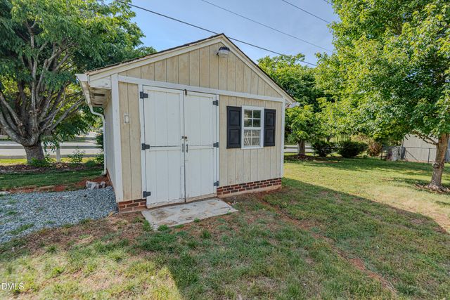 104 Cale Drive, Burlington, NC 27215