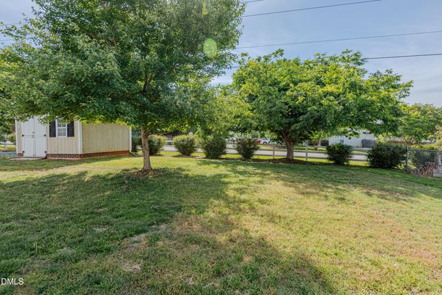 104 Cale Drive, Burlington, NC 27215