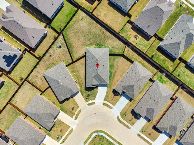 321 Sedalia Trail, Justin, TX 76247