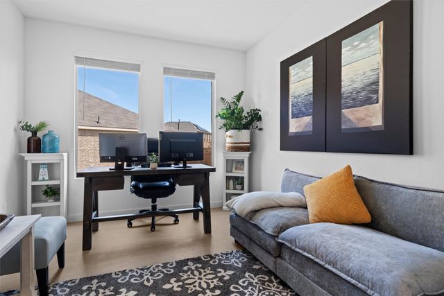 321 Sedalia Trail, Justin, TX 76247