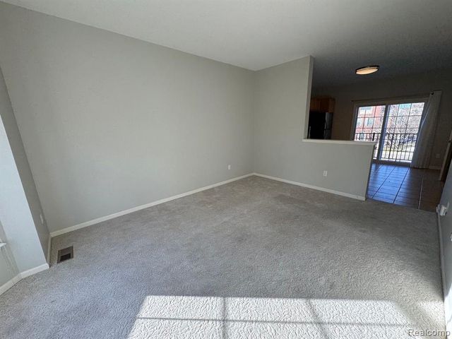 44767 Ellery Lane, Novi, MI 48377