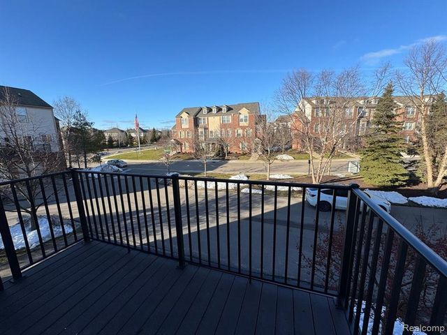 44767 Ellery Lane, Novi, MI 48377