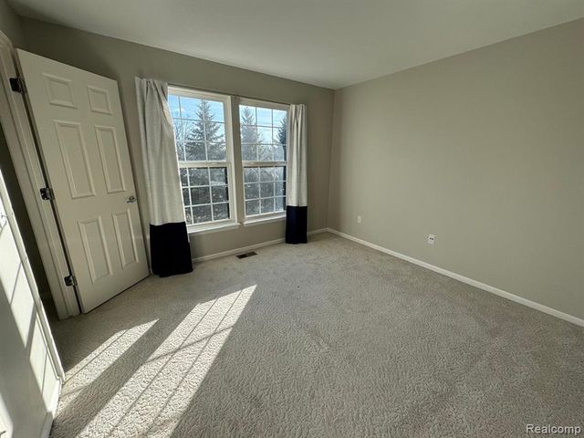 44767 Ellery Lane, Novi, MI 48377