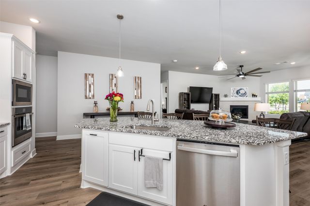 1820 Welker Drive, Van Alstyne, TX 75495