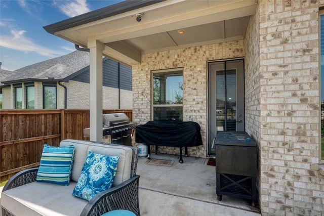 1820 Welker Drive, Van Alstyne, TX 75495