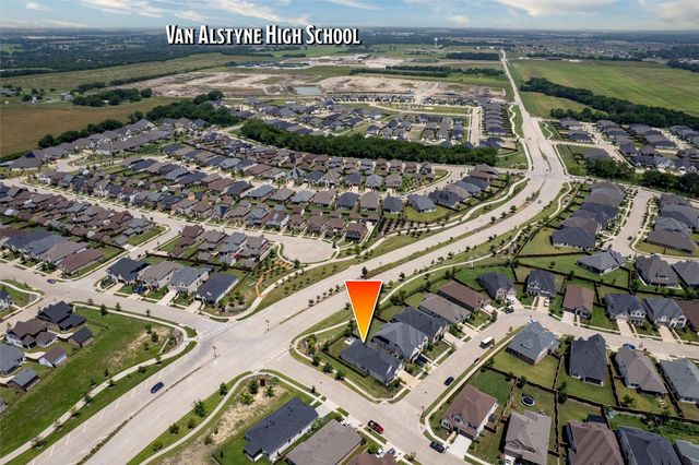 1820 Welker Drive, Van Alstyne, TX 75495