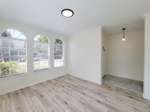 1422 Mabry Mill Road, Houston, TX 77062