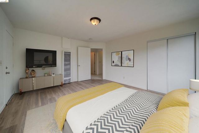 844 844 37Th St, Richmond, CA 94805