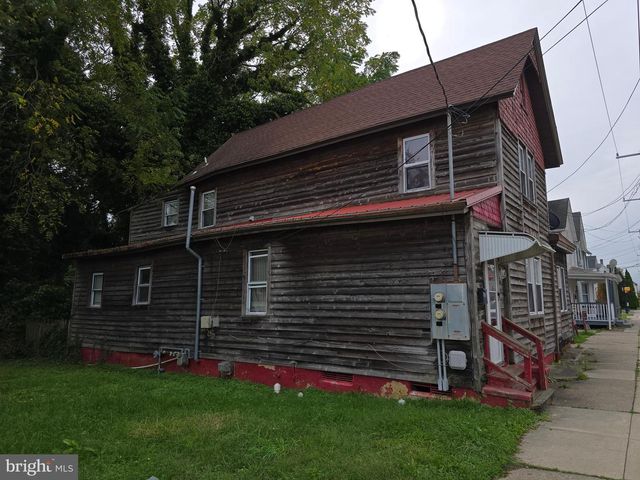 214 W DIVISION ST, Dover, DE 19904