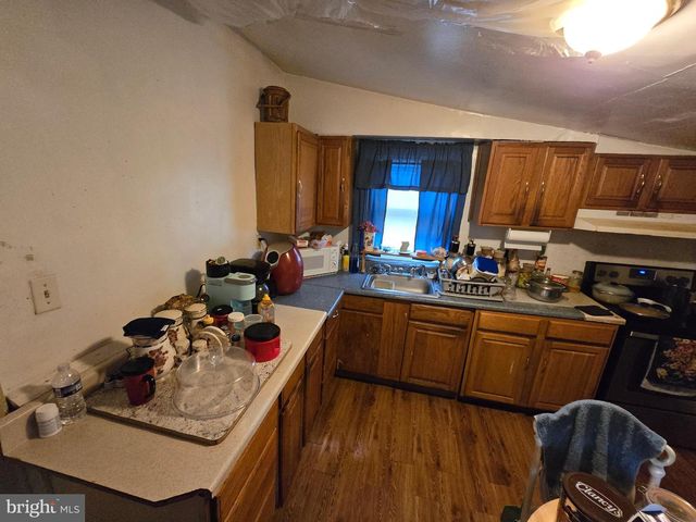 214 W DIVISION ST, Dover, DE 19904