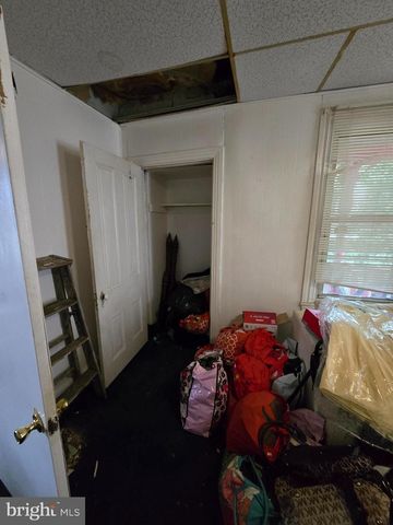 214 W DIVISION ST, Dover, DE 19904