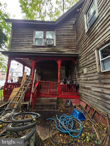 214 W DIVISION ST, Dover, DE 19904