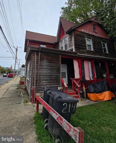 214 W DIVISION ST, Dover, DE 19904
