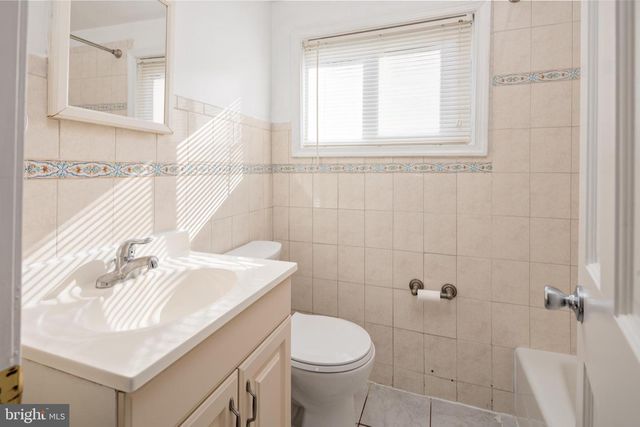 6319 LONGFELLOW ST, Riverdale, MD 20737