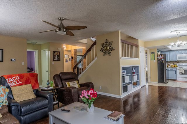 7203 Frontier Ridge, Converse, TX 78109