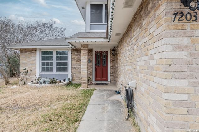 7203 Frontier Ridge, Converse, TX 78109