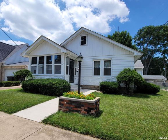 1405 S CAPITOL Street, Pekin, IL 61554
