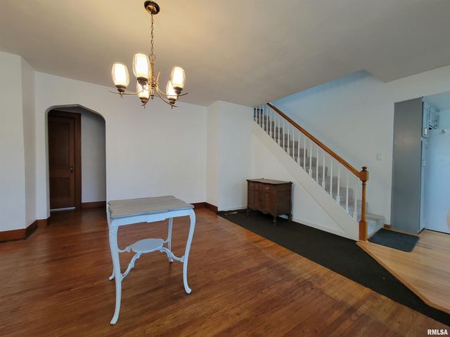 1405 S CAPITOL Street, Pekin, IL 61554