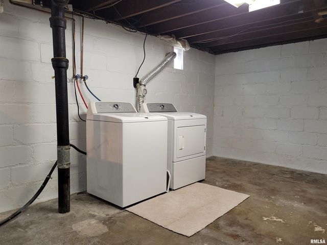 1405 S CAPITOL Street, Pekin, IL 61554