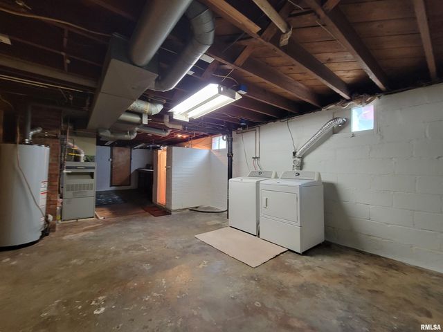 1405 S CAPITOL Street, Pekin, IL 61554