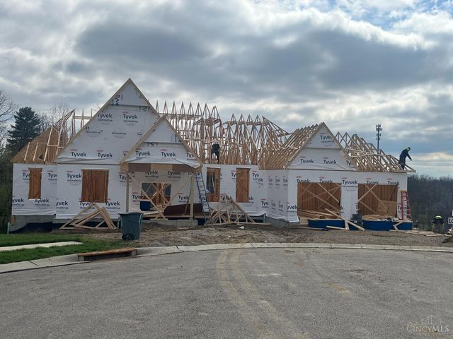 6944 Old Stone Ridge, Cincinnati, OH 45233