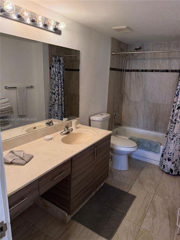 17801 N Bay Road 505, Sunny Isles Beach, FL 33160