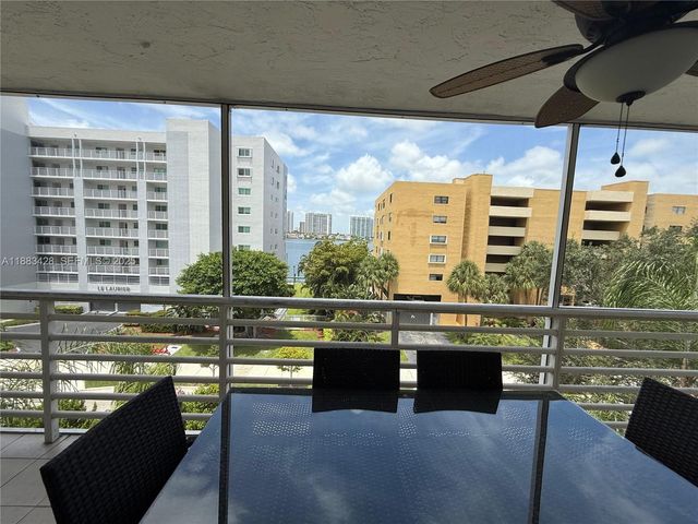 17801 N Bay Road 505, Sunny Isles Beach, FL 33160