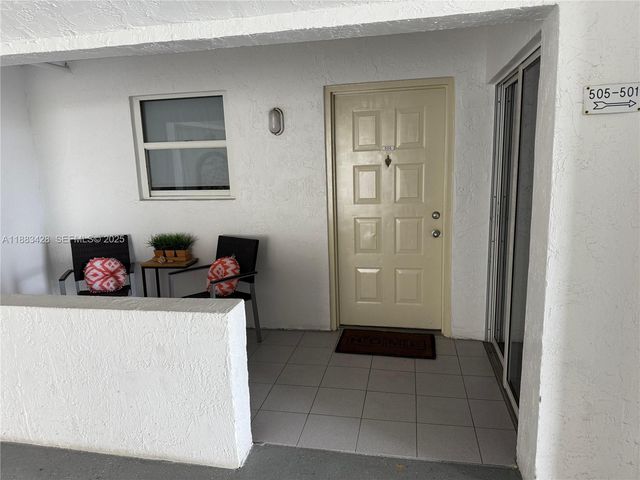 17801 N Bay Road 505, Sunny Isles Beach, FL 33160