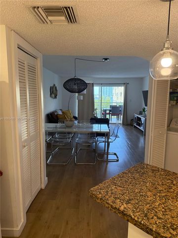 17801 N Bay Road 505, Sunny Isles Beach, FL 33160