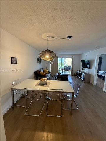 17801 N Bay Road 505, Sunny Isles Beach, FL 33160