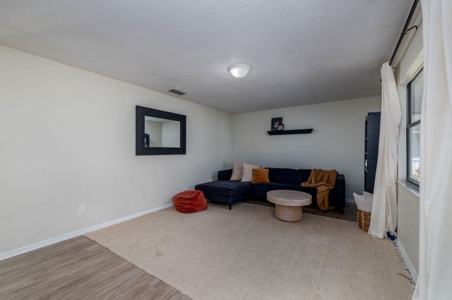 1415 SW 16th Ct Court SW, Vero Beach, FL 32962