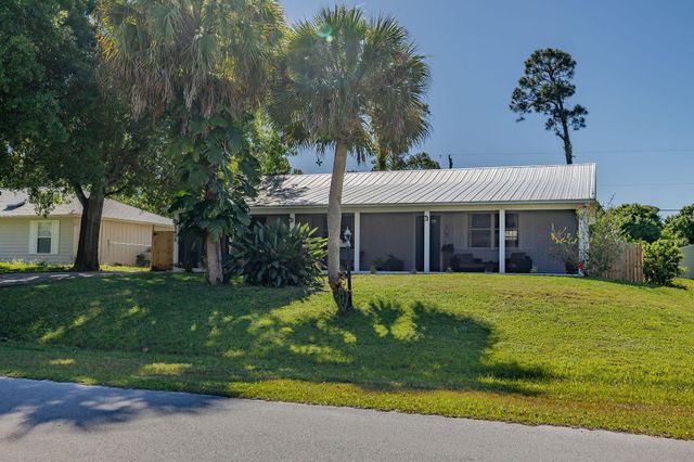 1415 SW 16th Ct Court SW, Vero Beach, FL 32962
