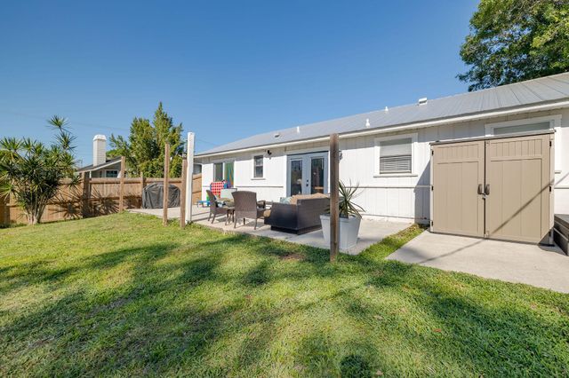 1415 SW 16th Ct Court SW, Vero Beach, FL 32962