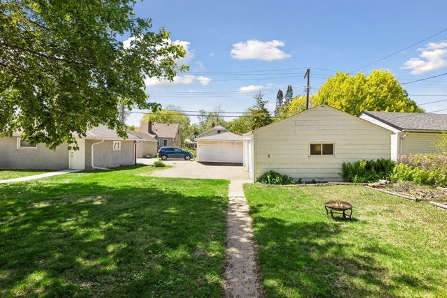 1706 Buchanan Street NE, Minneapolis, MN 55413