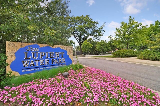1706 Buchanan Street NE, Minneapolis, MN 55413