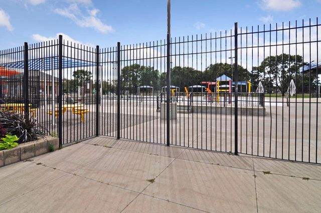 1706 Buchanan Street NE, Minneapolis, MN 55413