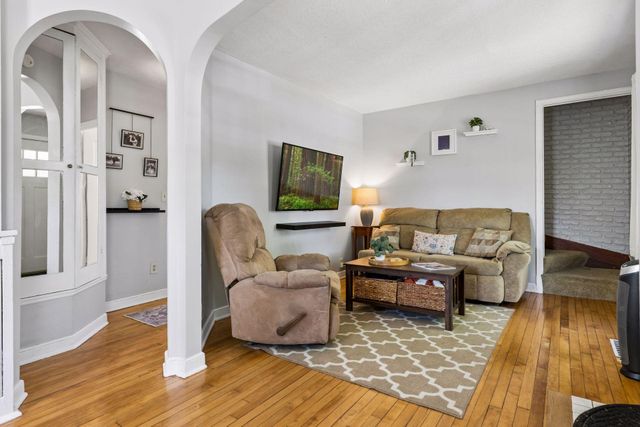 1706 Buchanan Street NE, Minneapolis, MN 55413