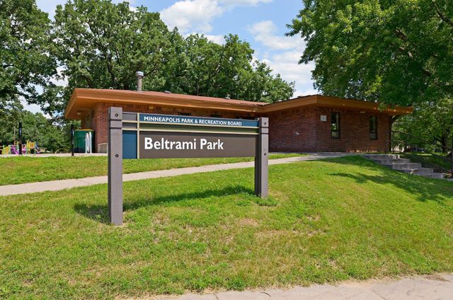 1706 Buchanan Street NE, Minneapolis, MN 55413