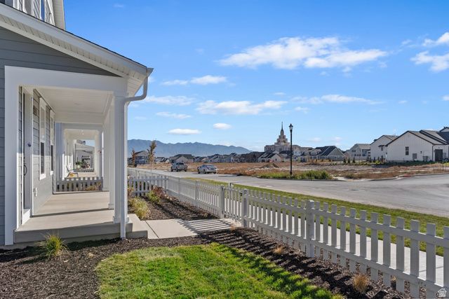 882 W CAROLIINE DR, Saratoga Springs, UT 84045