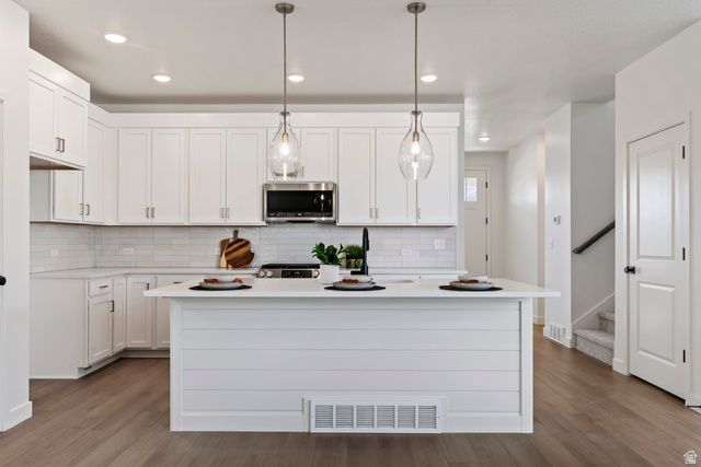 882 W CAROLIINE DR, Saratoga Springs, UT 84045