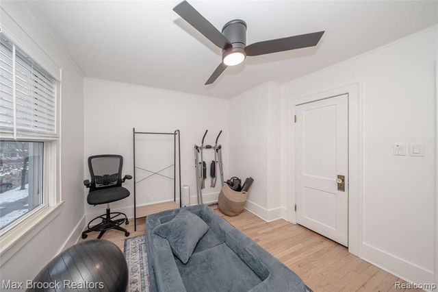 1100 N Altadena Avenue, Royal Oak, MI 48067