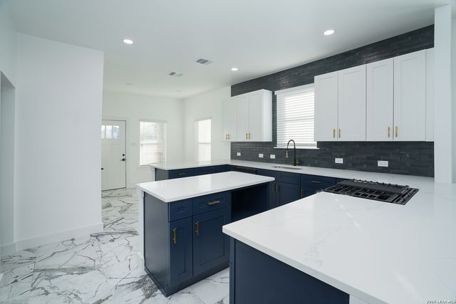 1222 Hays, San Antonio, TX 78202